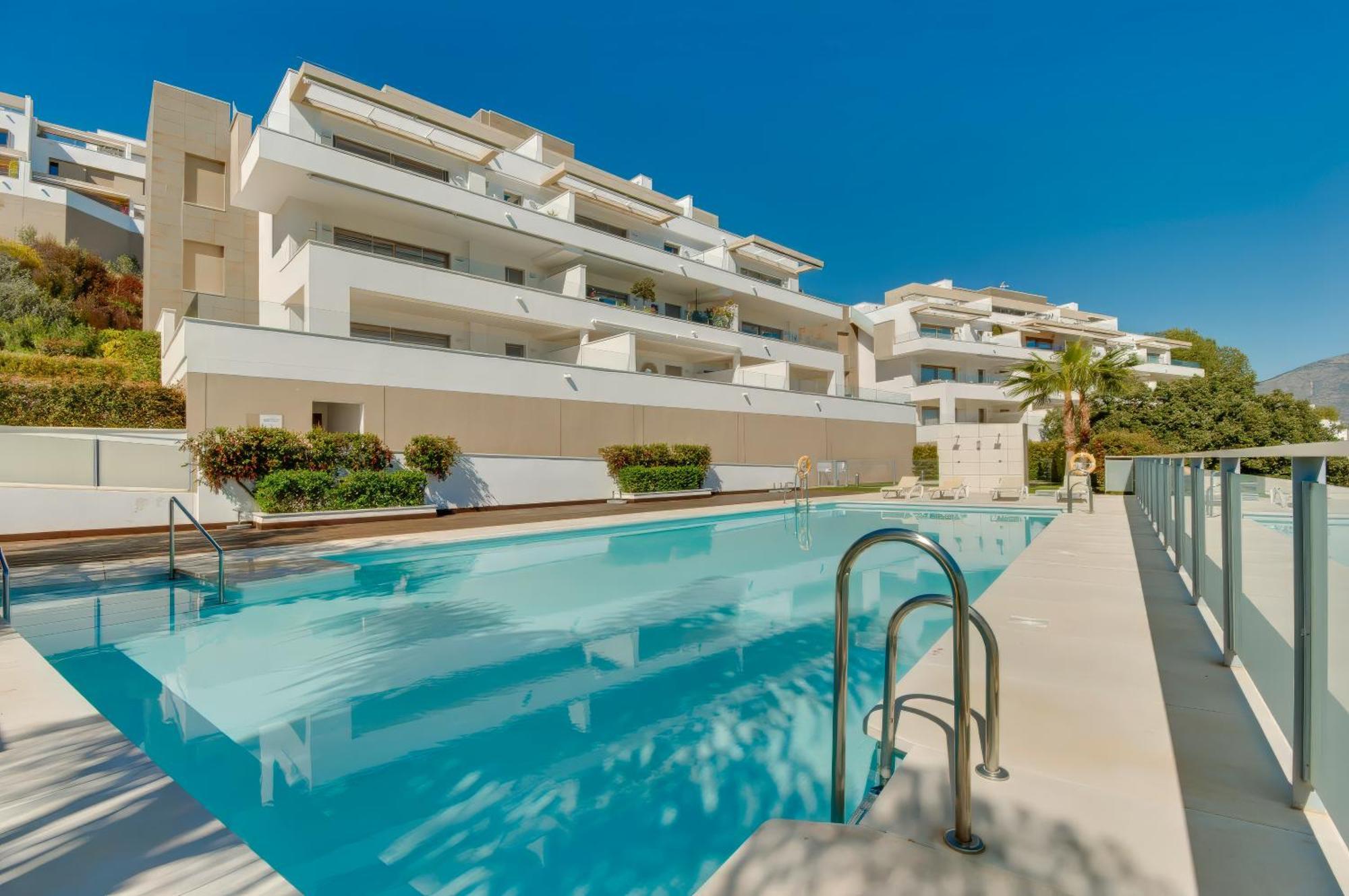 La Cala Golf Resort 3 Bed Apt - Sleek Corner Plot ラ・カラ・デ・ミハス エクステリア 写真