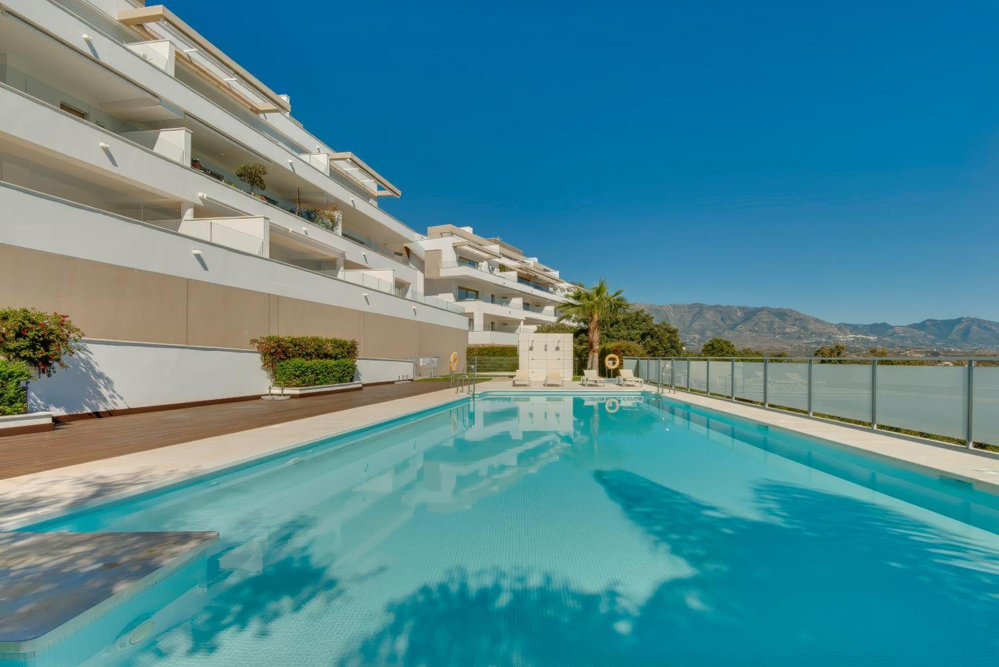 La Cala Golf Resort 3 Bed Apt - Sleek Corner Plot ラ・カラ・デ・ミハス エクステリア 写真